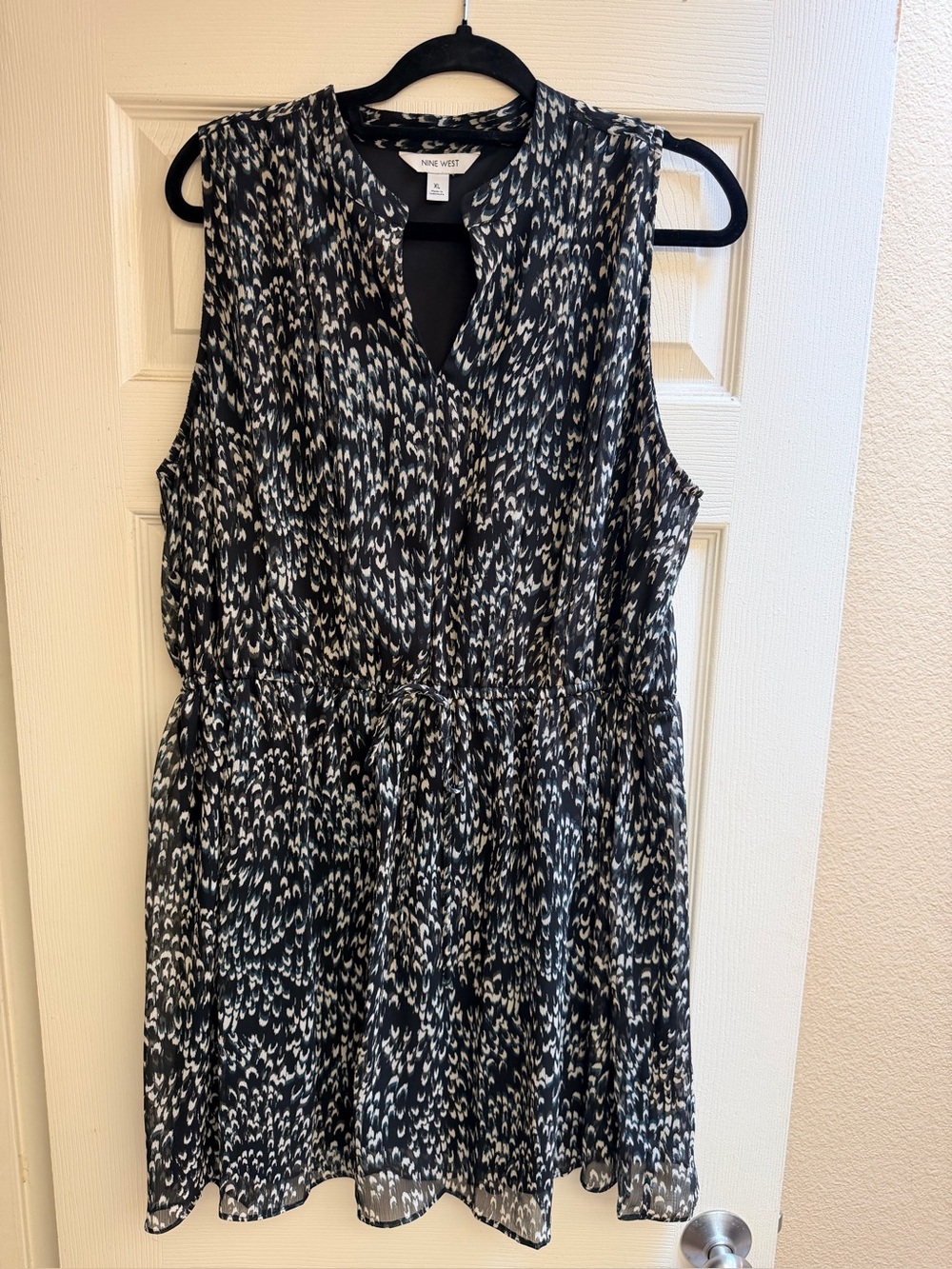 Nine West Black and White Printed Sleeveless Dress
